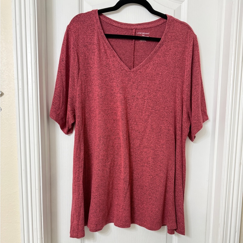 Lane Bryant red casual V-neck short sleeve tee size 18/20